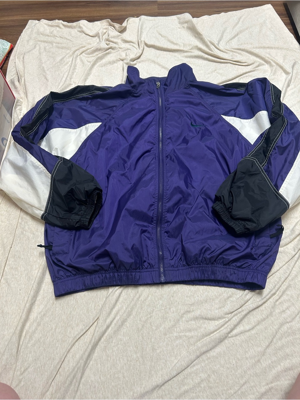 Vintage Y2K Nike Colorblock Windbreaker Purple White Black Swoosh Embroidered